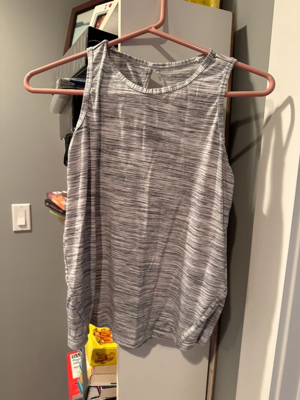 workout tank size large